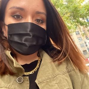 Meet your Posher, Christina